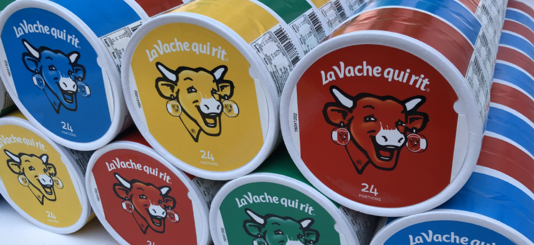 La vache qui rit - FIAC 2020 - In the air - Luciole